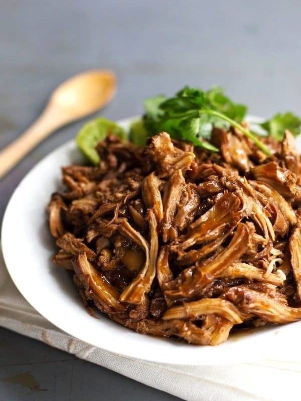 Honey Glazed Crockpot Chicken Adobo - simple pantry ingredients, hardly any hands-on time, 200 calories. | https://wellness-journal.site