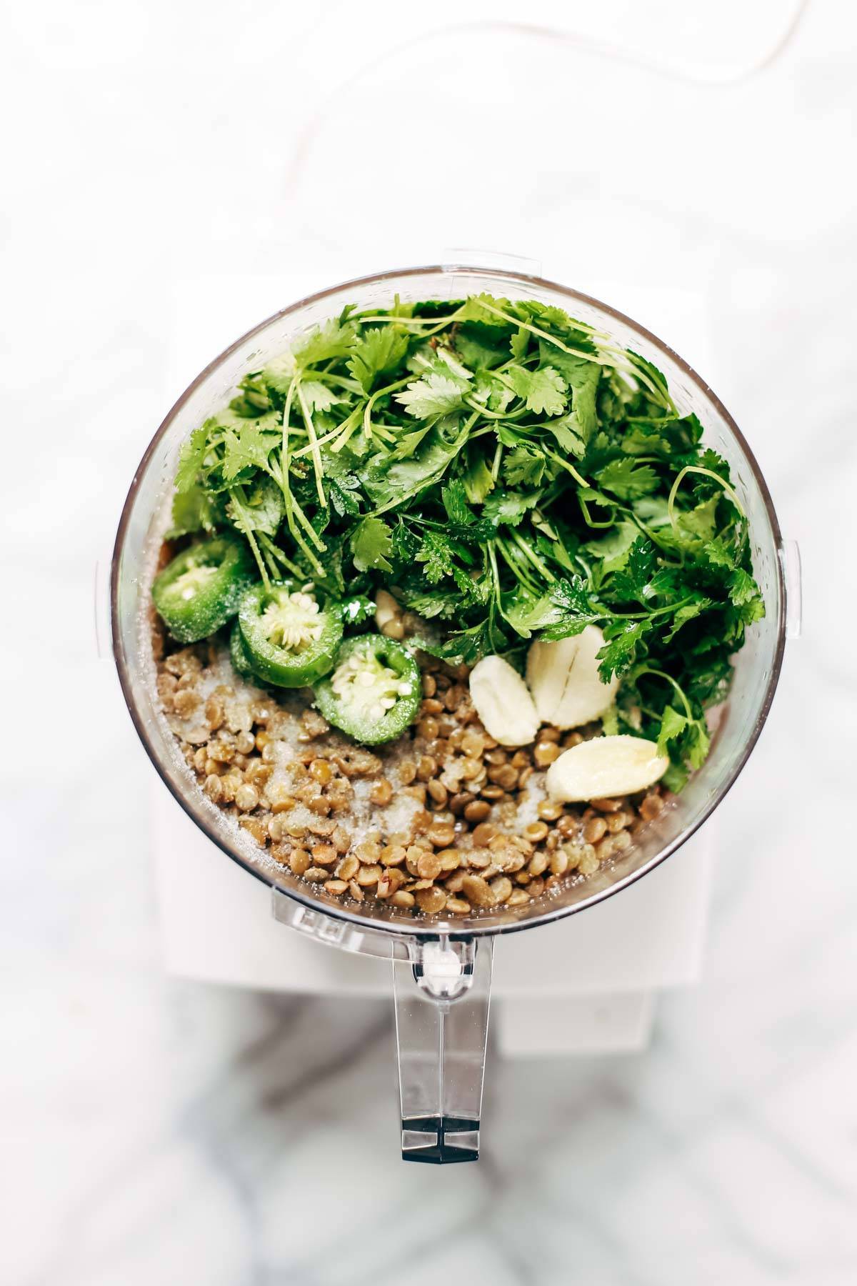 Easy baked falafel at home in 30 minutes WITHOUT deep frying! Features lentils, herbs, garlic, lemon juice. Use in salads, sandwiches, healthy recipes. | pinchofyum.com Easy baked falafel at home in 30 minutes WITHOUT deep frying! Features lentils, herbs, garlic, lemon juice. Use in salads, sandwiches, healthy recipes. | pinchofyum.com